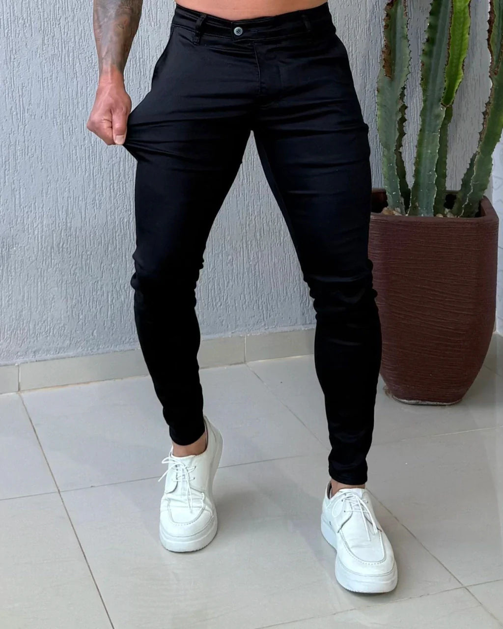 Calça Alfaiataria no Acetinado Skinny c/ elastano