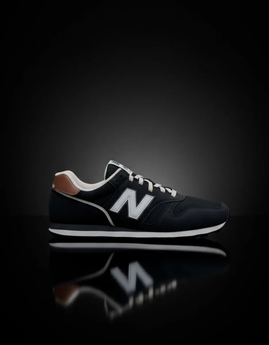 Tênis New Balance Masculino Camurça Original Branco 373v2