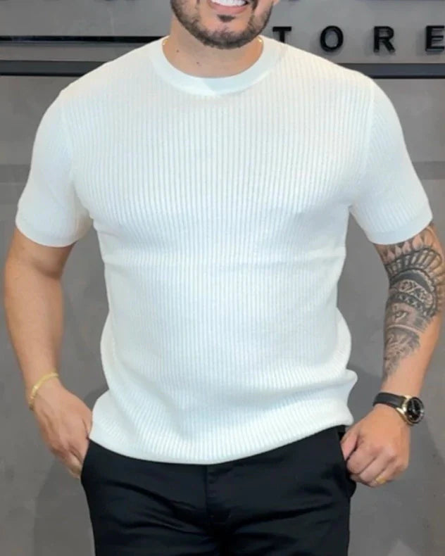 CAMISETA EM TRICÔ OLD MONEY (Padrão Zara)